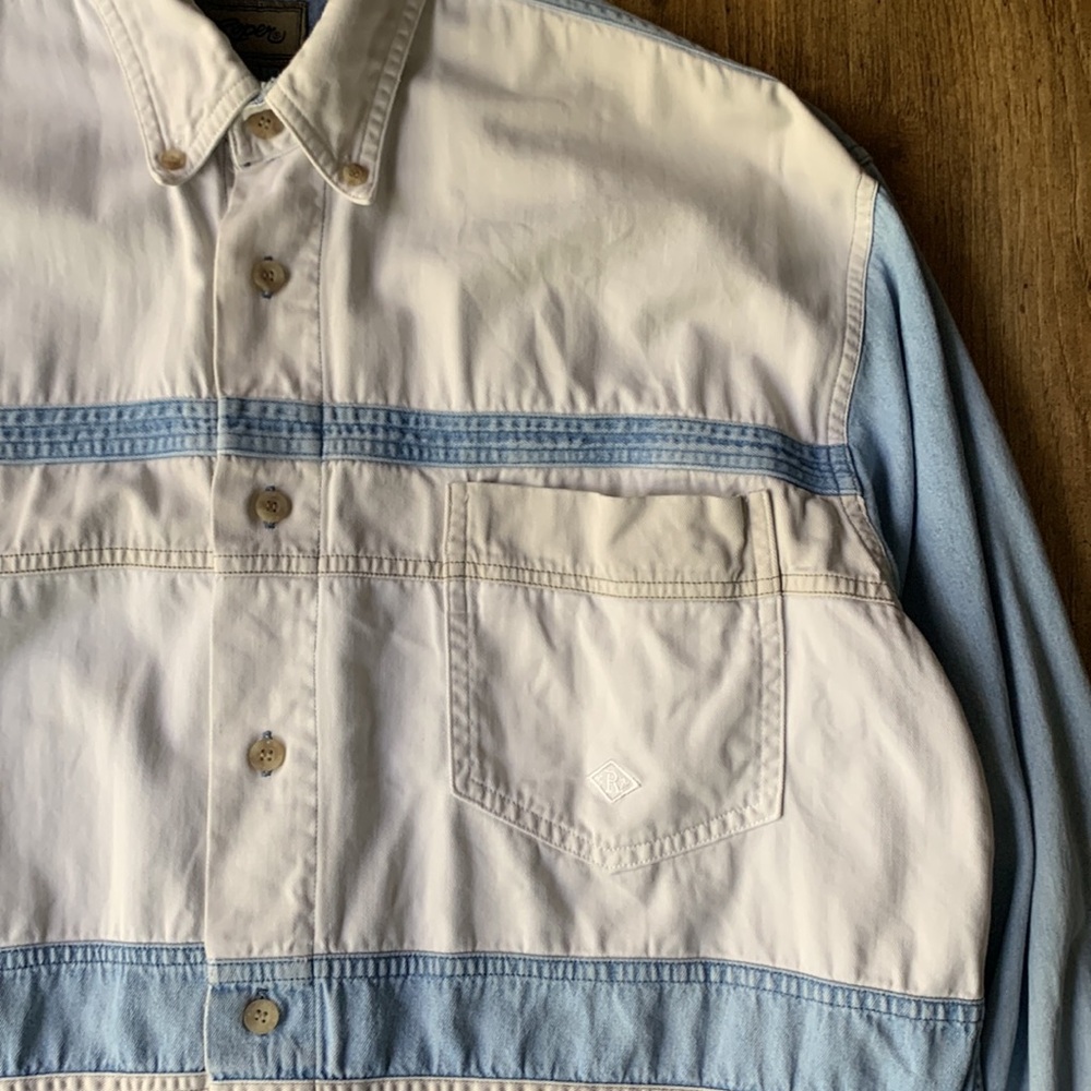 Vintage Roper Chambray Two-Tone Light Blue and White Button-Up Shirt - Picture 4 of 6